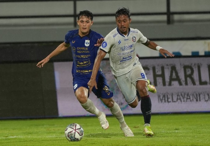 Banyak Peluang, Arema FC Ditahan Imbang PSIS Tanpa Gol