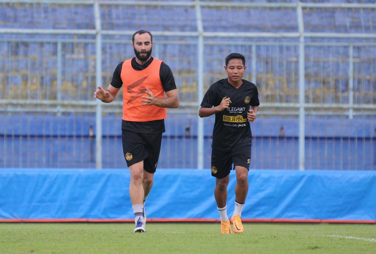 Kembali Gabung Arema FC, Sergio Silva Senang dengan Suasana Tim