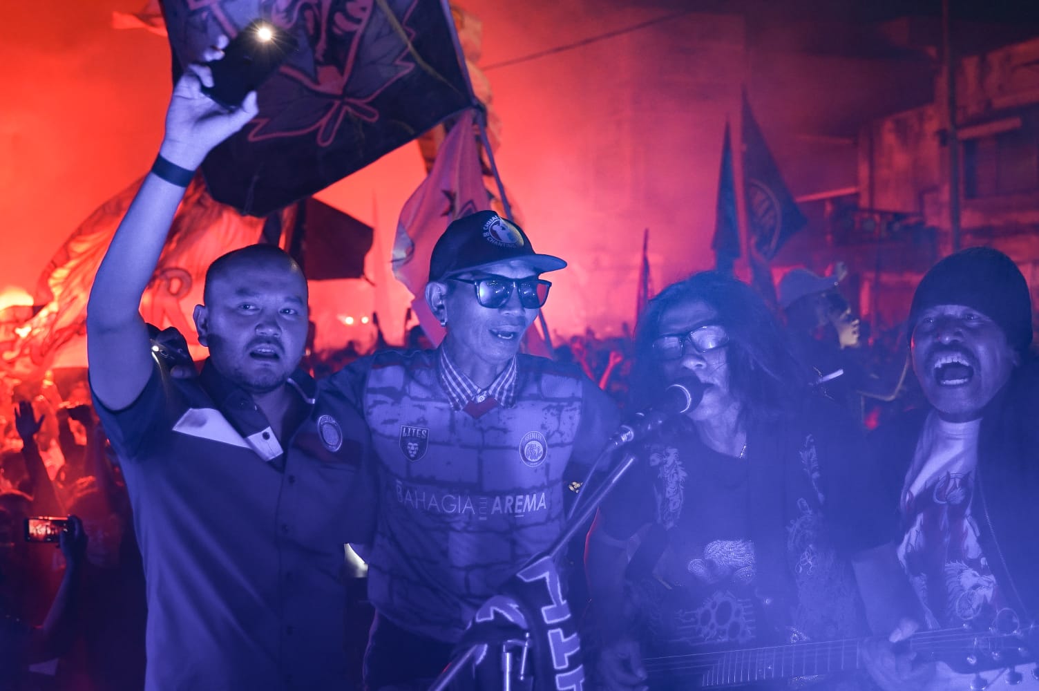 Ribuan Aremania Padati Kayutangan Heritage, Ali Rifki : Satukan Semangat Jadi Juara! 