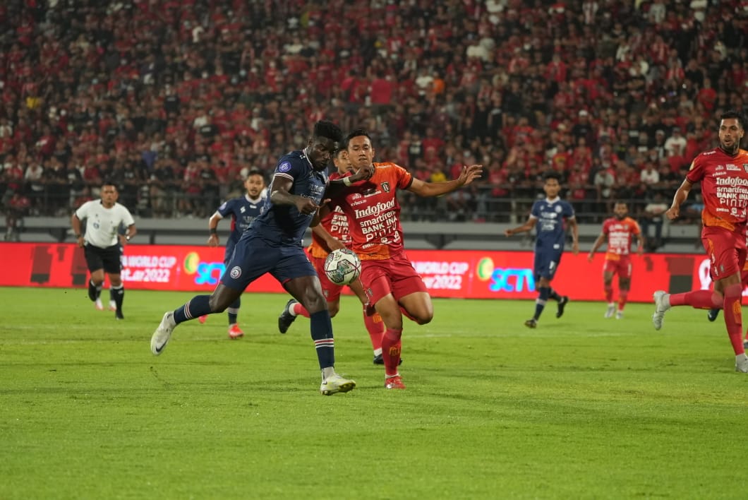 Abel Camara Cetak Gol Perdana, Arema FC Raih 3 Poin di Kandang Bali United
