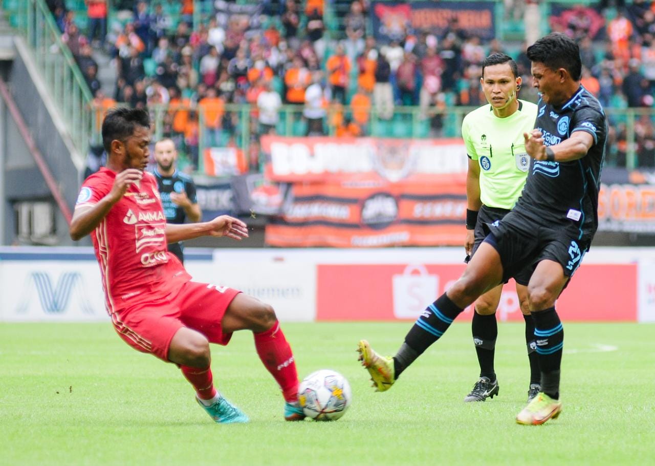 Kalah Dua Gol dari Persija