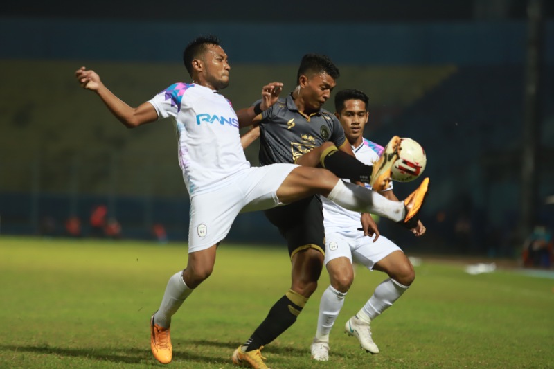 Unjuk Kekuatan, Arema FC Kalahkan Rans FC 6-2