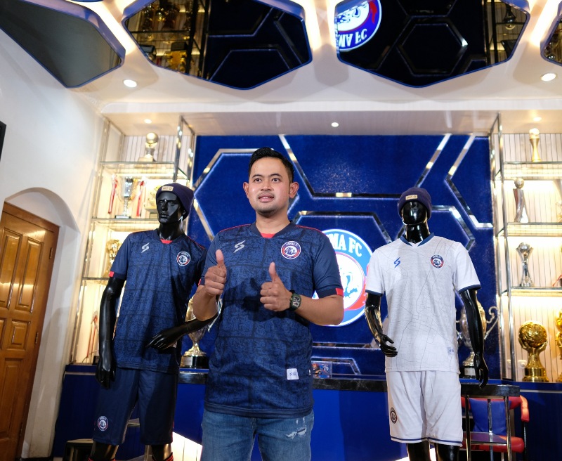 Tampilkan Relief Candi, Arema FC Usung Semangat Kultural di Jersey Home