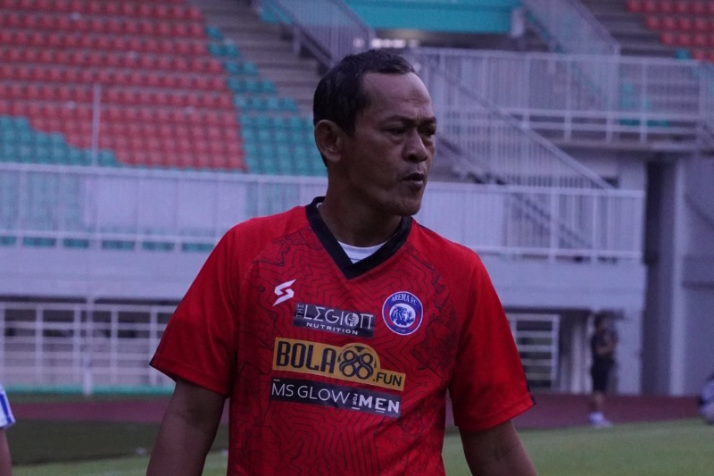 Penuhi Standar AFC, Arema FC Datangkan Mantan Pelatih Kiper  Timnas U-19
