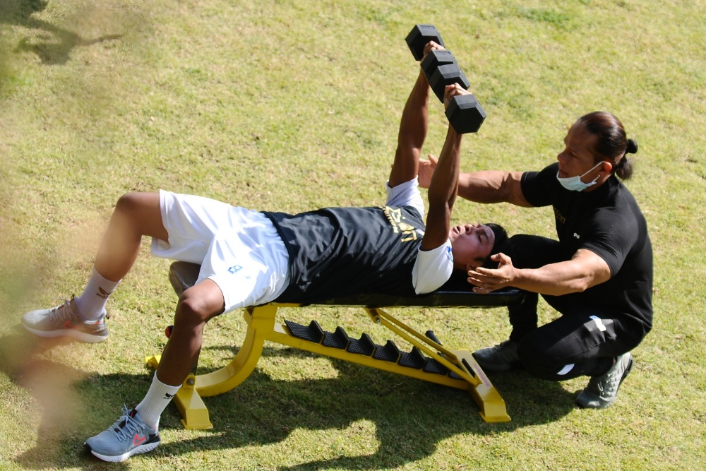  The Legion Nutrition Tingkatkan Fisik Arema FC dengan Ngegym Outdoor